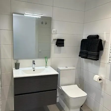 Bed & Breakfast Confortable Doble - 2 *